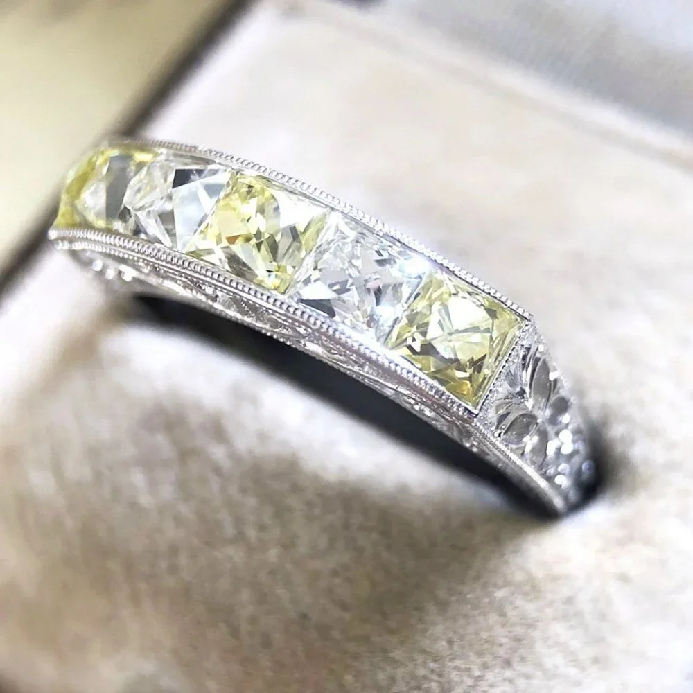 😘🎁GIFT FOR HER, MOTHER, DAUGHTER, GF, TEEN, KID- SAME DAY SHIPPING!! - L179
